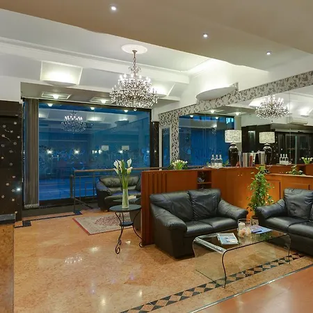 Hotel Roxy 3*