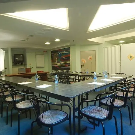 Roxy Hotel 3*