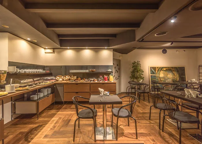 Ξενοδοχείο Roxy 3*