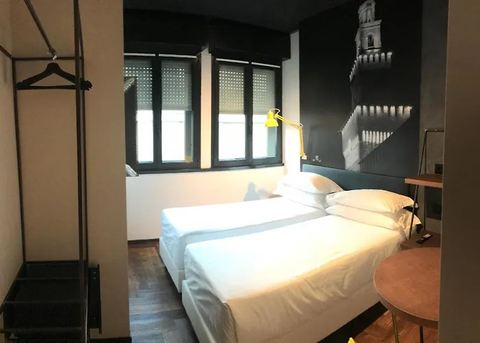 Roxy 3* Μιλάνο