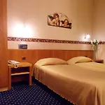 Roxy Hotel 3*