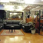 Roxy 3* Milan